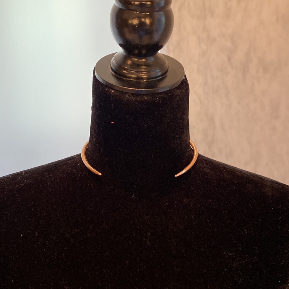 Anita K gold tone necklace!